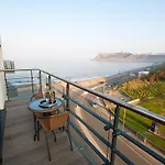 The Sands Sea Front 아파트 스카버러