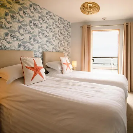 Apartment The Sands Sea Front Scarborough