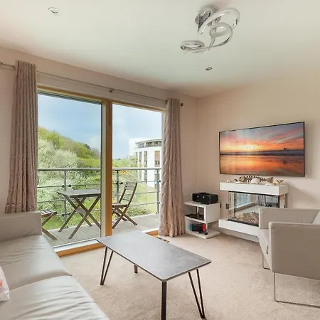The Sands Sea Front Apartment Scarborough