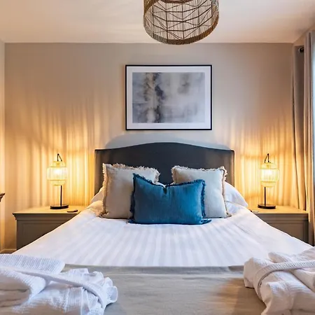 The Sands Sea Front Apartment Scarborough