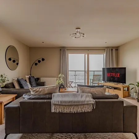 Apartment The Sands Sea Front Scarborough