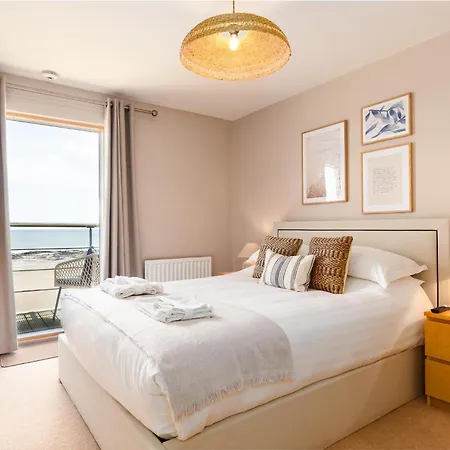 The Sands Sea Front *