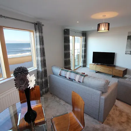 The Sands Sea Front * Scarborough