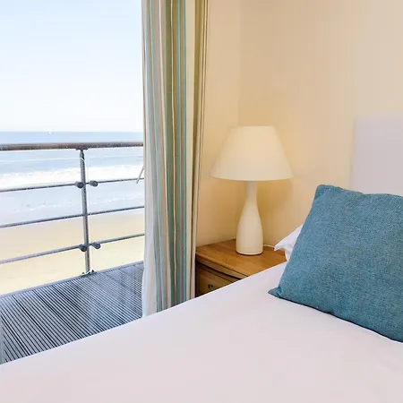 The Sands Sea Front * Scarborough