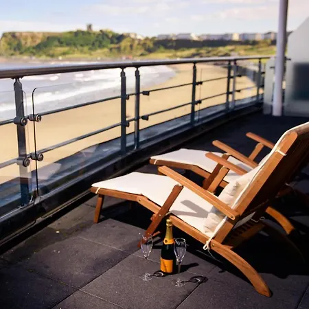 The Sands Sea Front * Scarborough